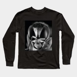 realistic image Of the Bee - macro head detail Long Sleeve T-Shirt